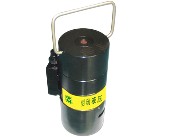 MRD液壓拉(lā)伸器.jpg
